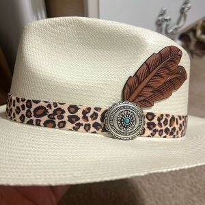 Charlie horse 1 hat